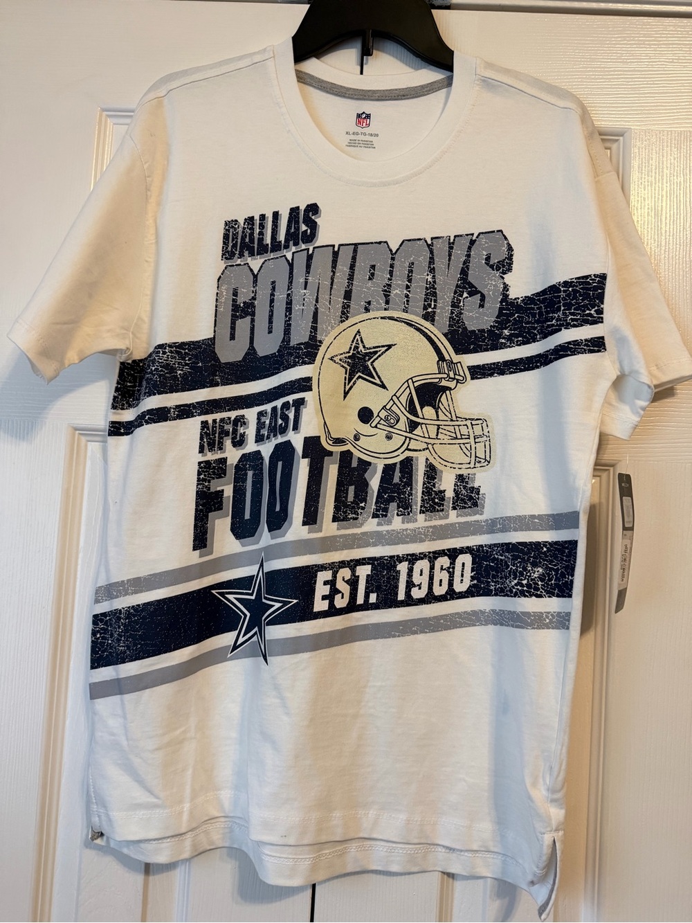 Dallas Cowboys NFL Graphic Tee - White with Navy Vintage Style